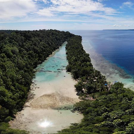 Nunukan Island Resort Maratua Island Eksteriør billede