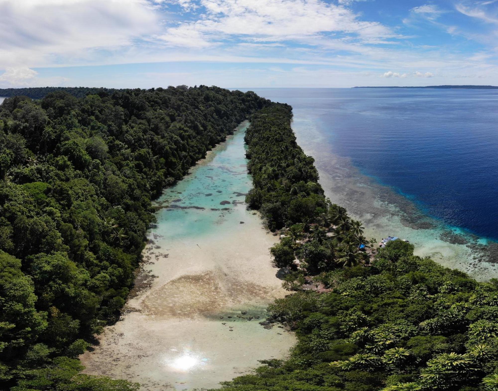 Nunukan Island Resort Maratua Island Eksteriør billede