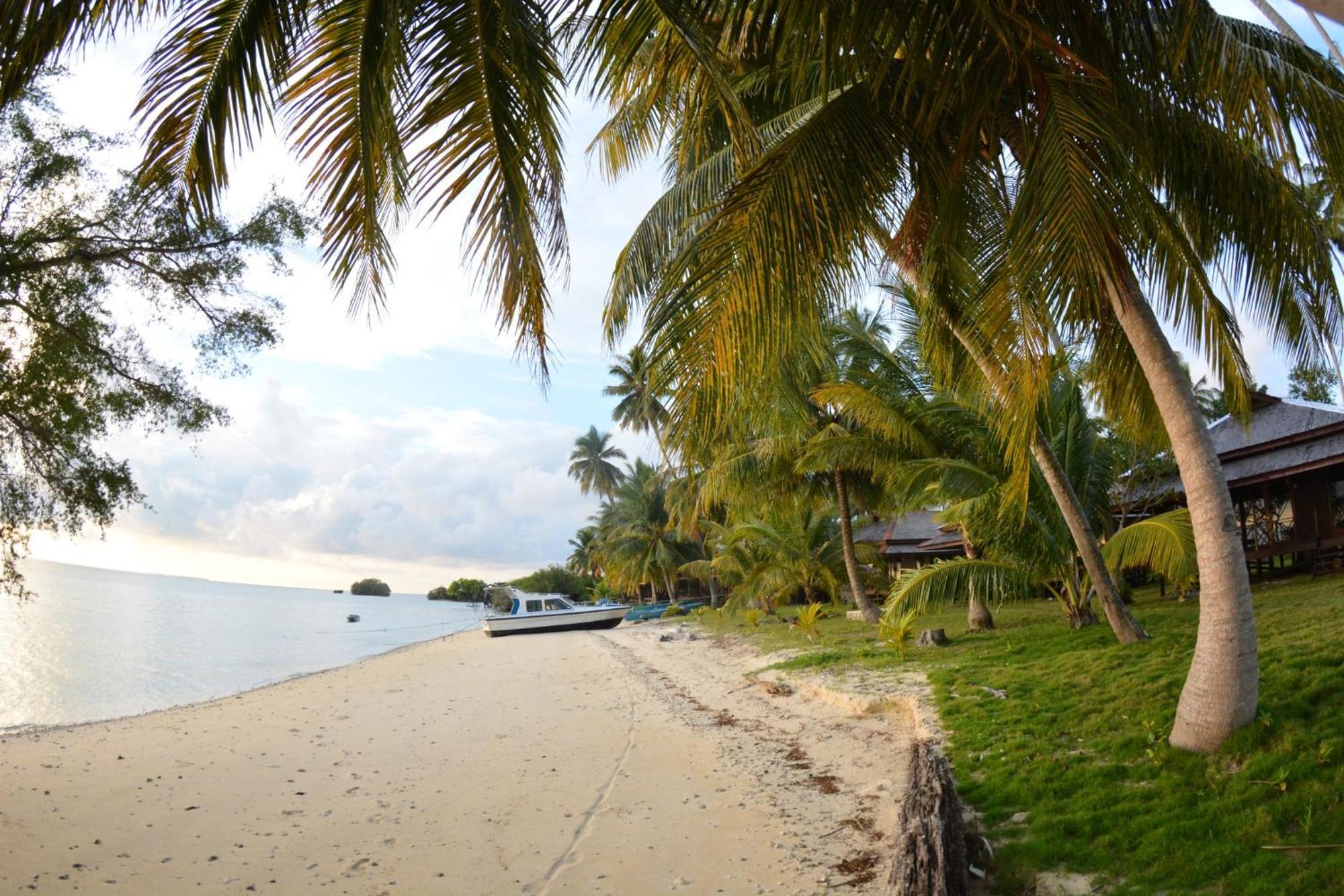 Nunukan Island Resort Maratua Island Eksteriør billede