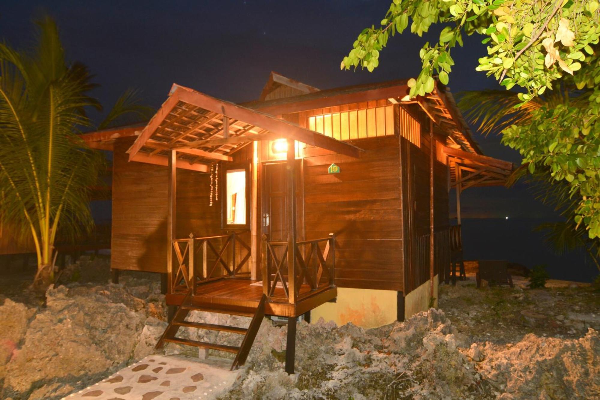 Nunukan Island Resort Maratua Island Eksteriør billede