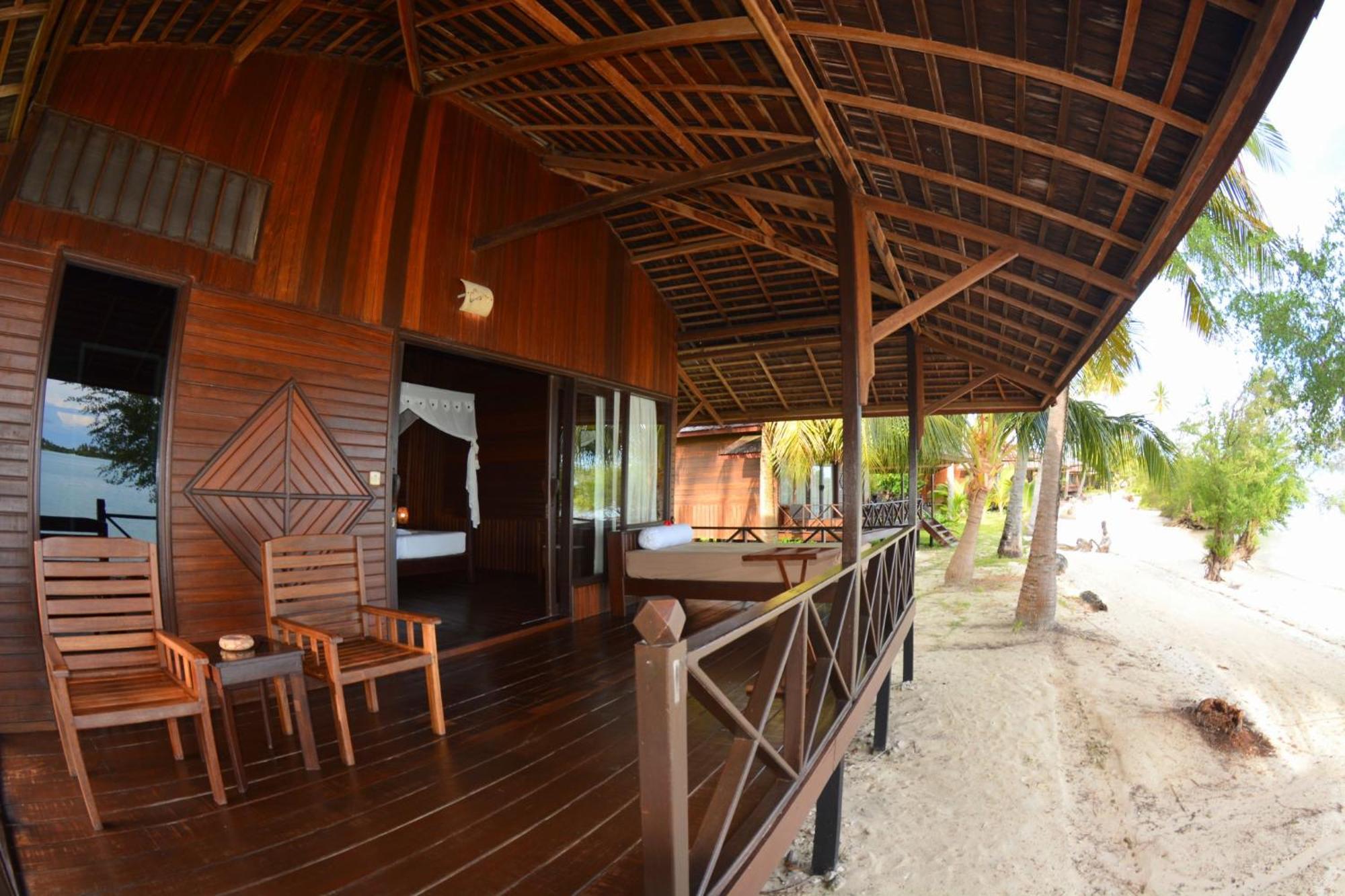 Nunukan Island Resort Maratua Island Eksteriør billede