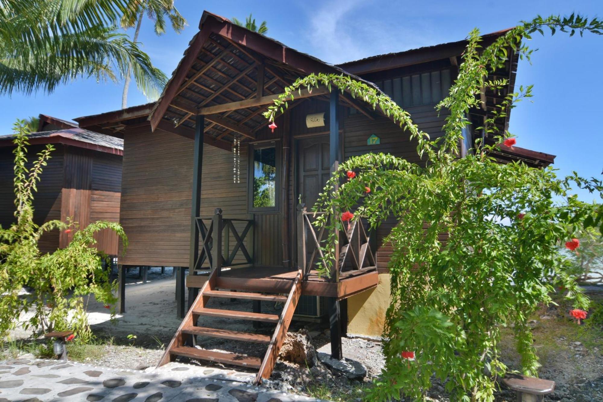 Nunukan Island Resort Maratua Island Eksteriør billede