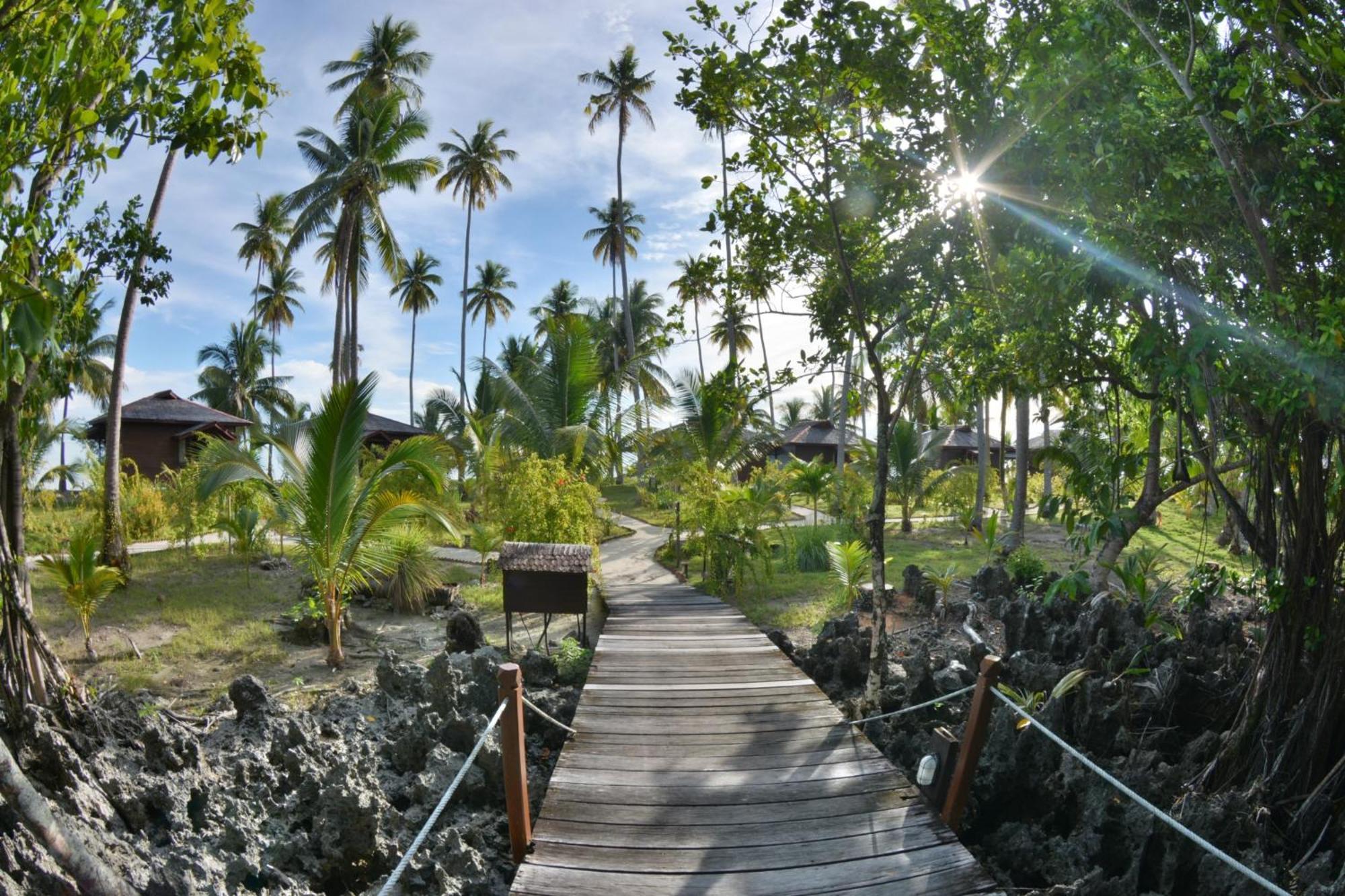Nunukan Island Resort Maratua Island Eksteriør billede