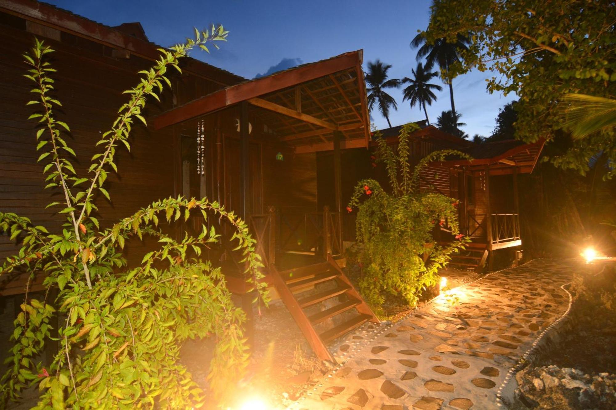 Nunukan Island Resort Maratua Island Eksteriør billede