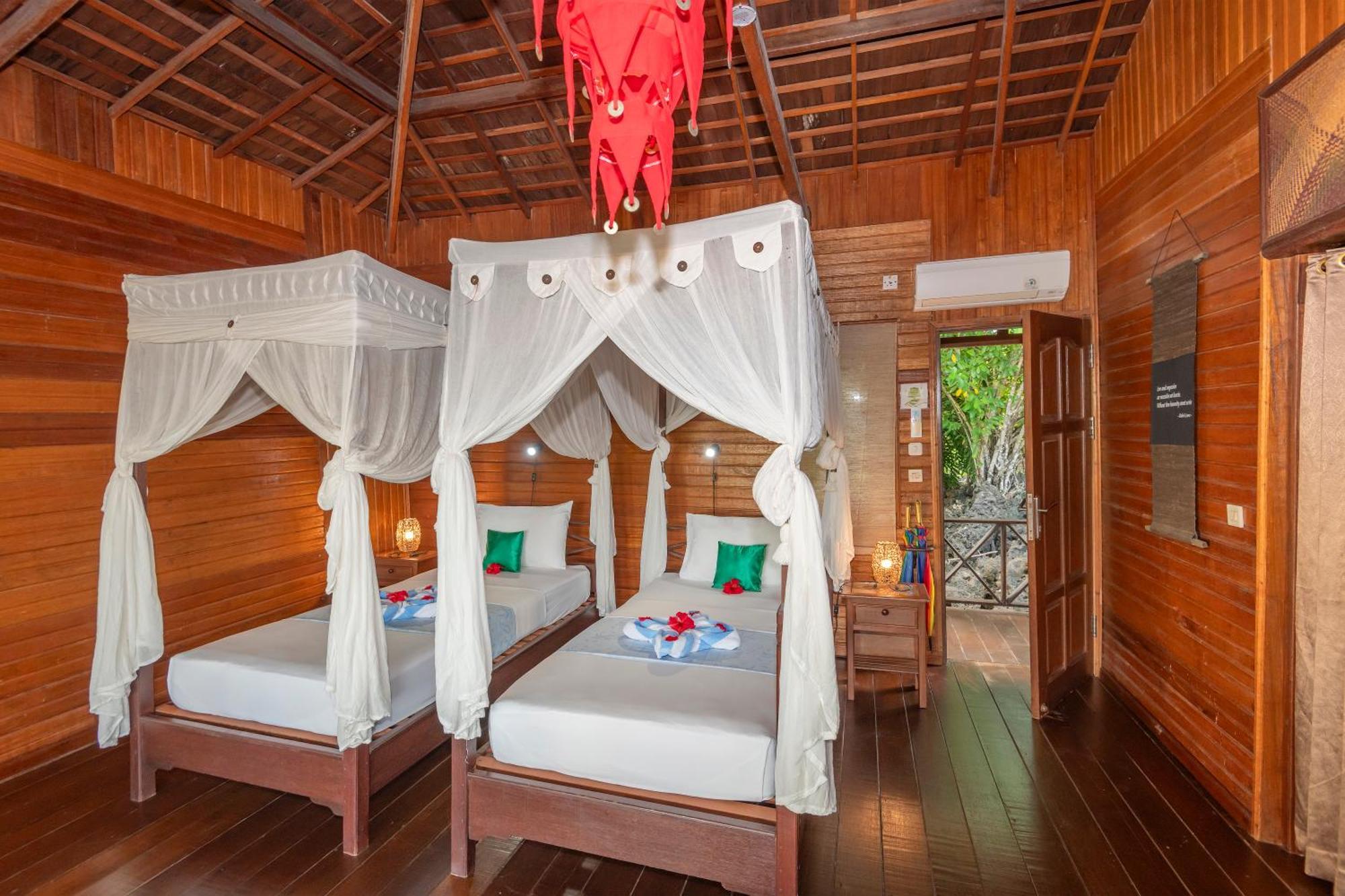 Nunukan Island Resort Maratua Island Eksteriør billede