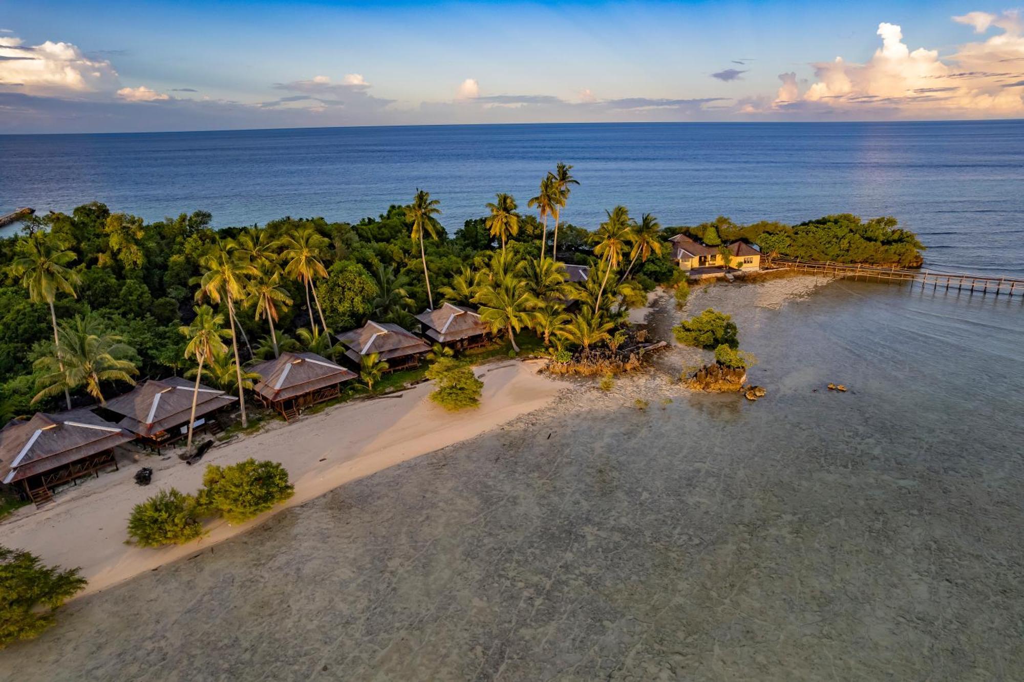 Nunukan Island Resort Maratua Island Eksteriør billede